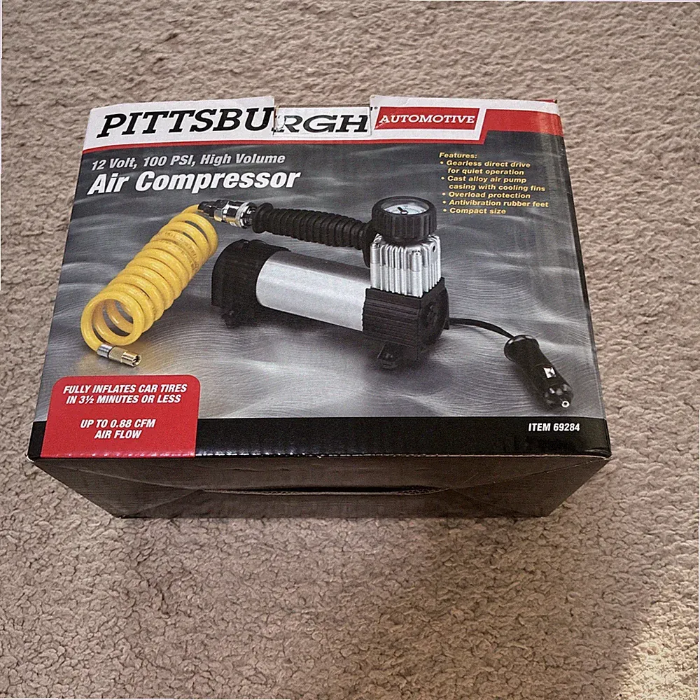 Compact air compressor, 12 volt 100 psi - PITTSBURGH With Flex Hose 69284